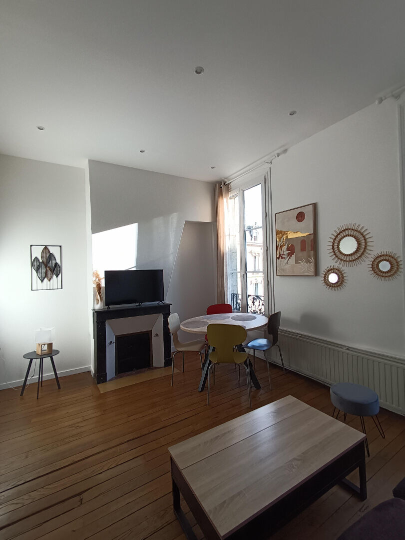 Photo COMPIEGNE CENTRE VILLE  chambre meublée  en colocation image 6/6