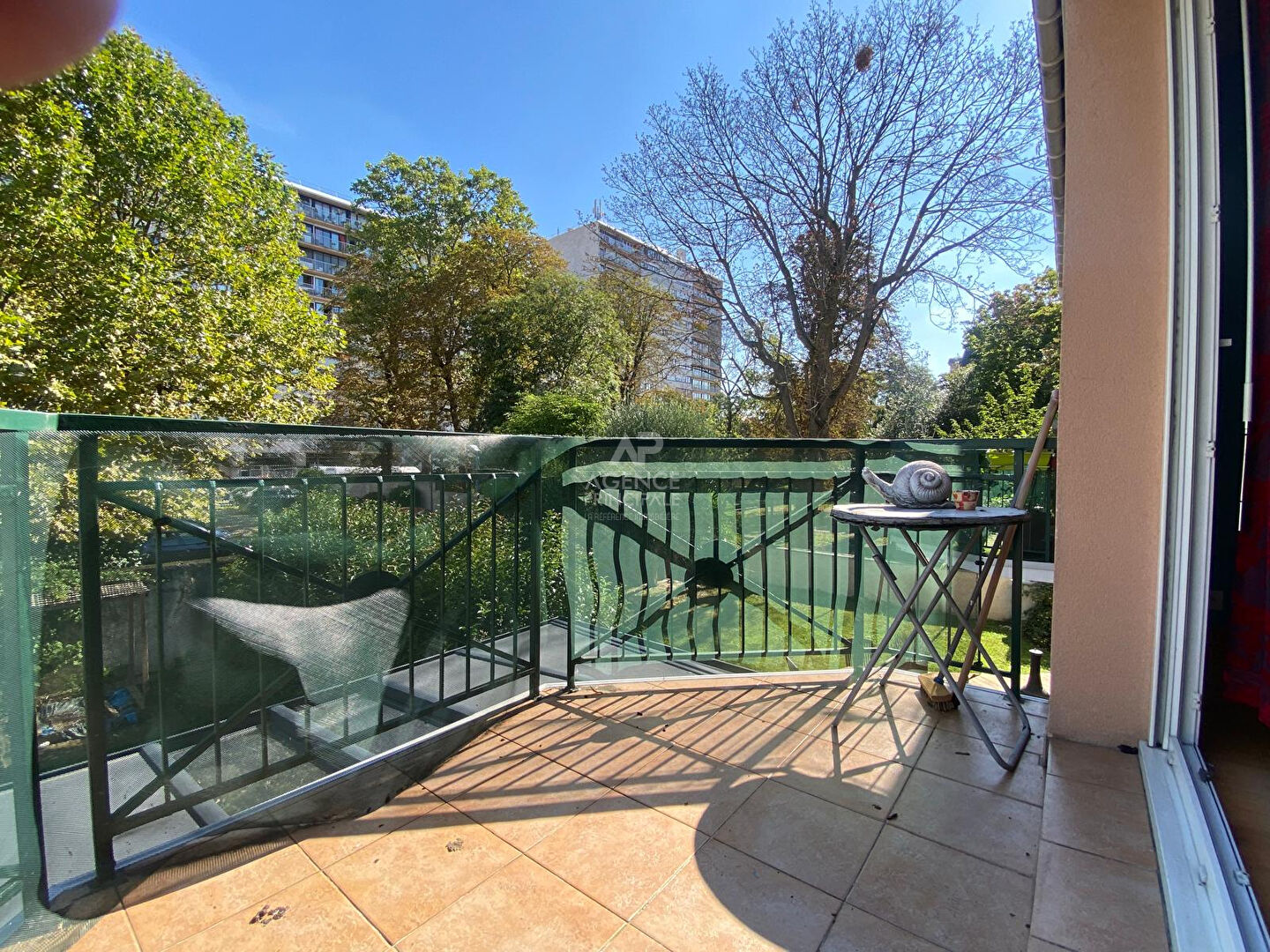 Photo Appartement Triplex Nanterre  Ville 5 pièces 89 m2 image 1/6