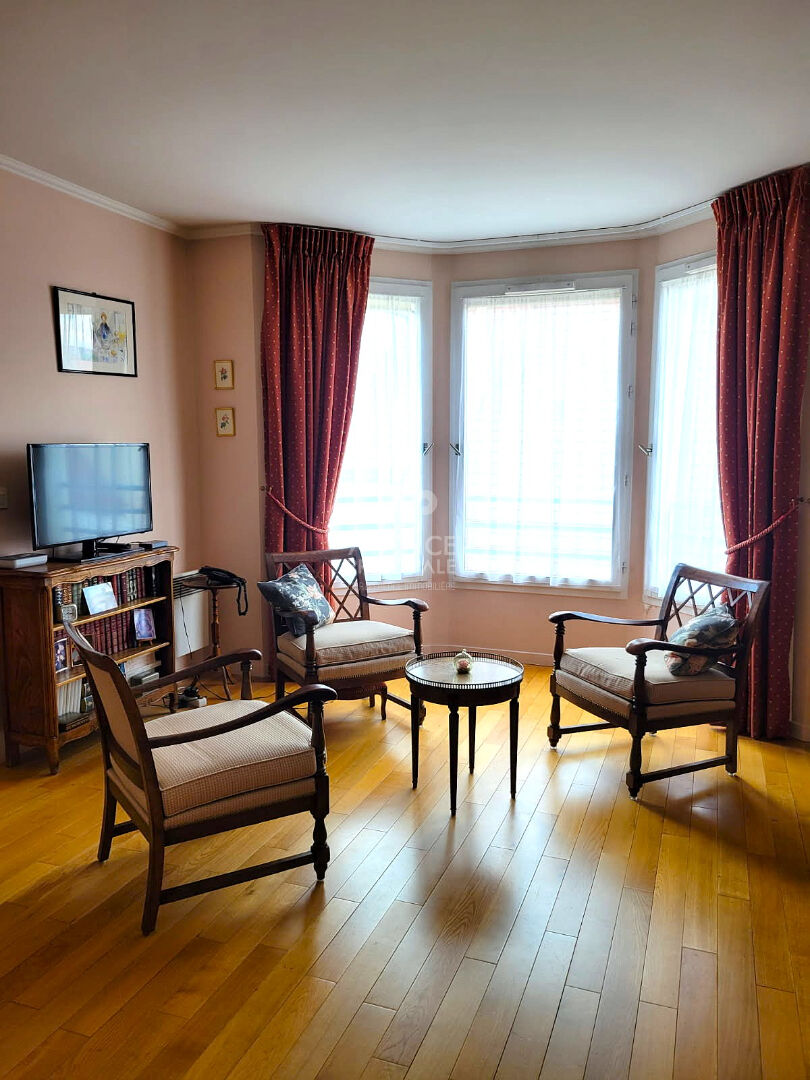 Photo Appartement Rueil Malmaison 2 pièce(s) image 1/6