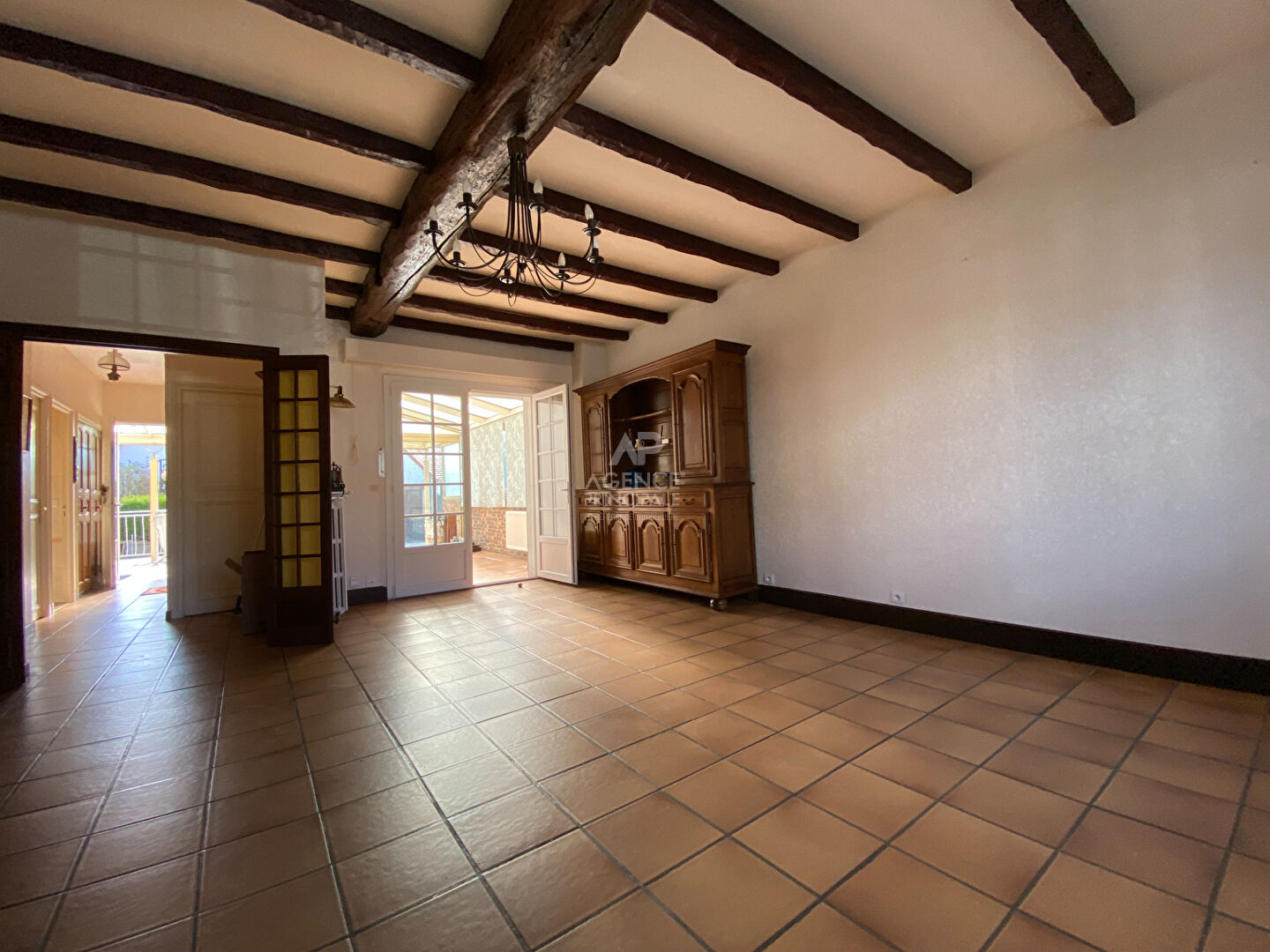 Photo Maison Nanterre 8 pièce(s) 273 m2 image 2/6