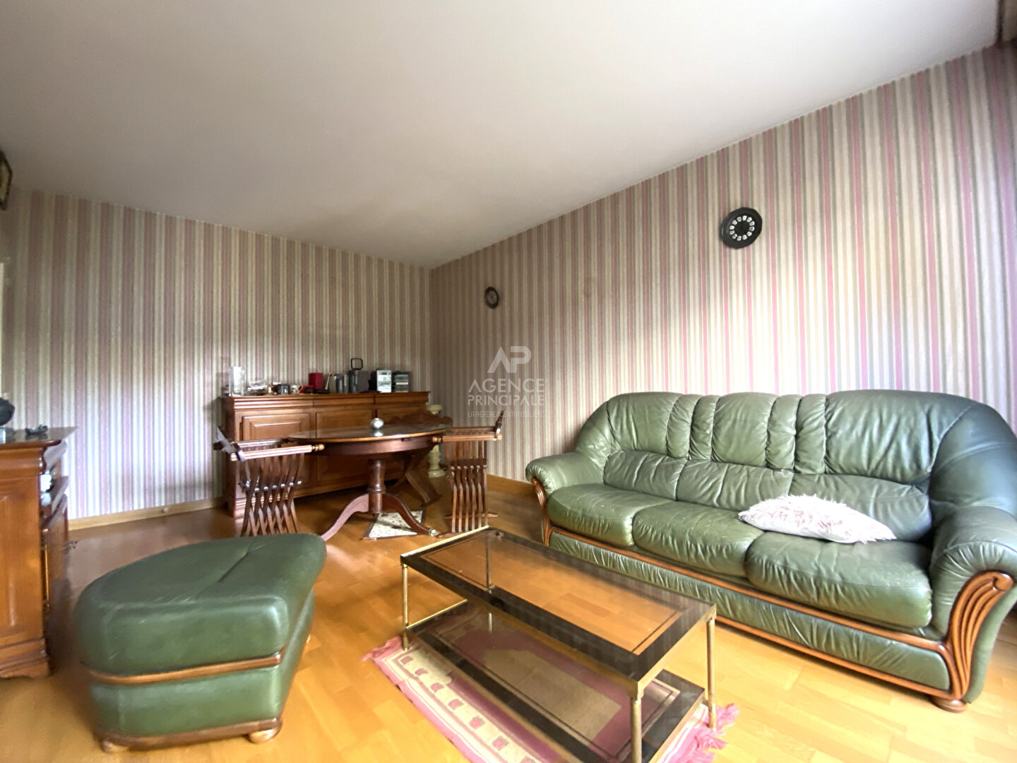 Photo Appartement Nanterre 2 pièce(s) 45 m2 image 1/6