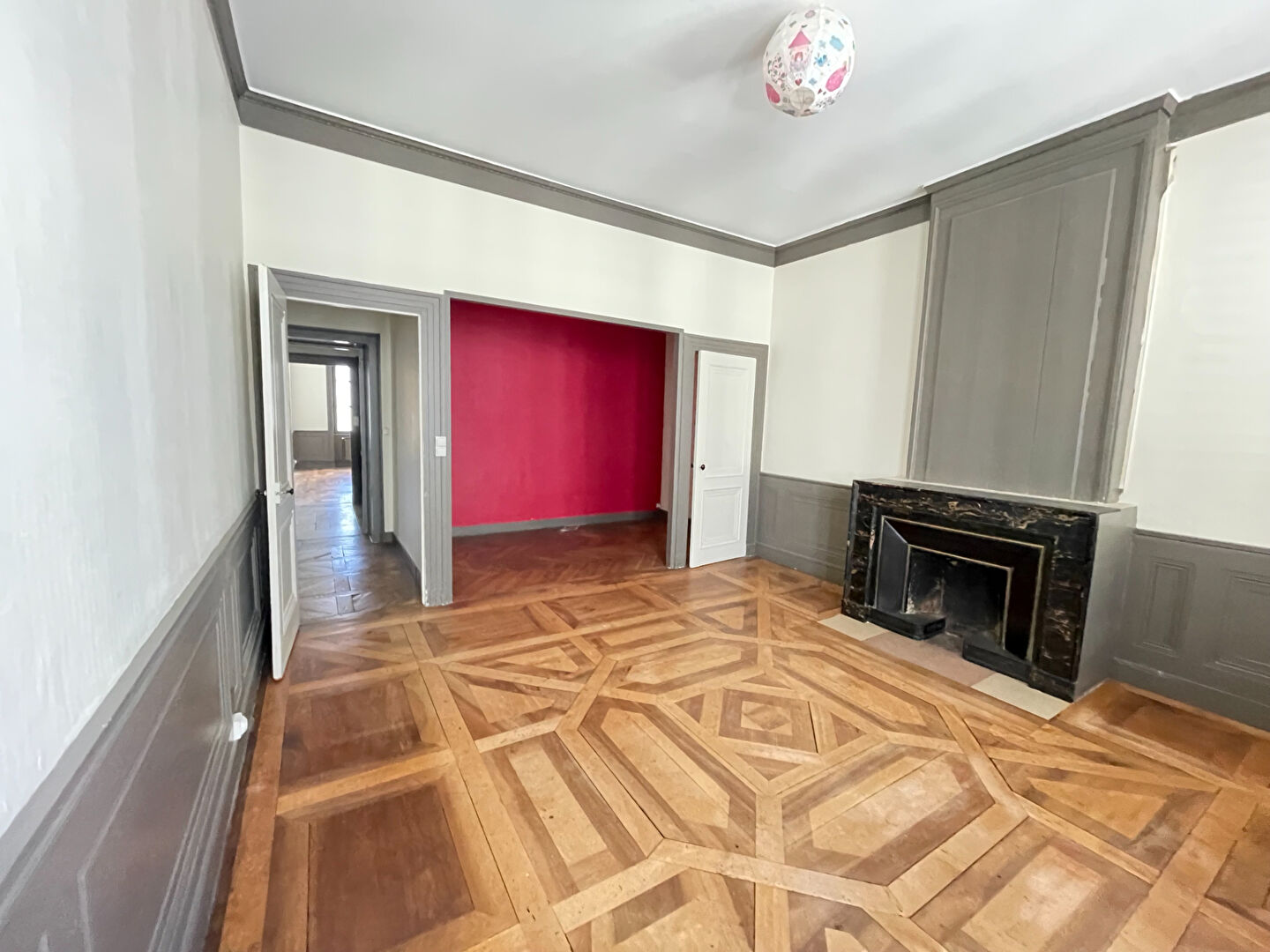 Photo A VENDRE - Appartement de 186m² - Type 6 - LYON 2 - QUARTIER AINAY, image 3/6