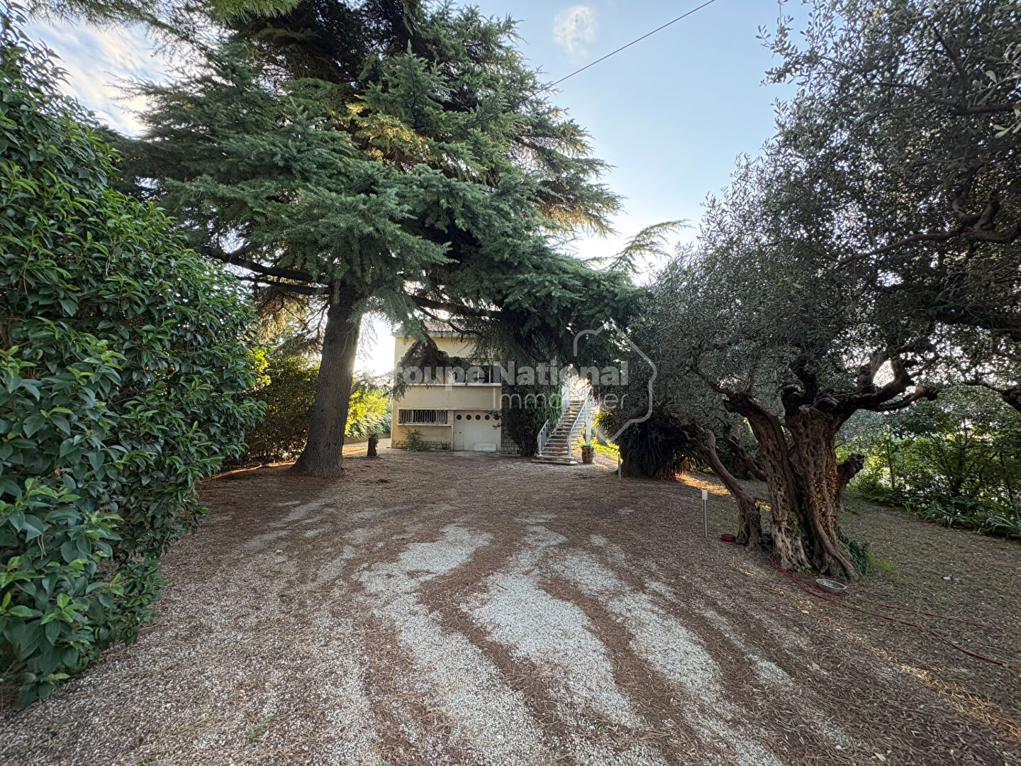Agence immobilière de Aramon immobilier
