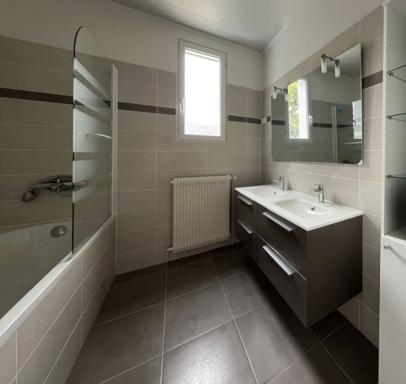 Photo Maison familiale idéalement située image 4/6