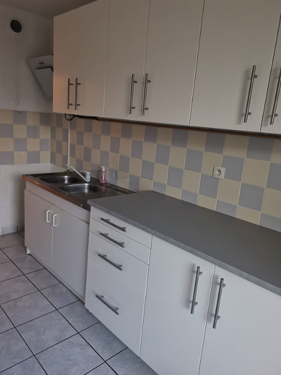 Photo Appartement T3 - terrasse - parking - Résidence La Fontaine image 2/6