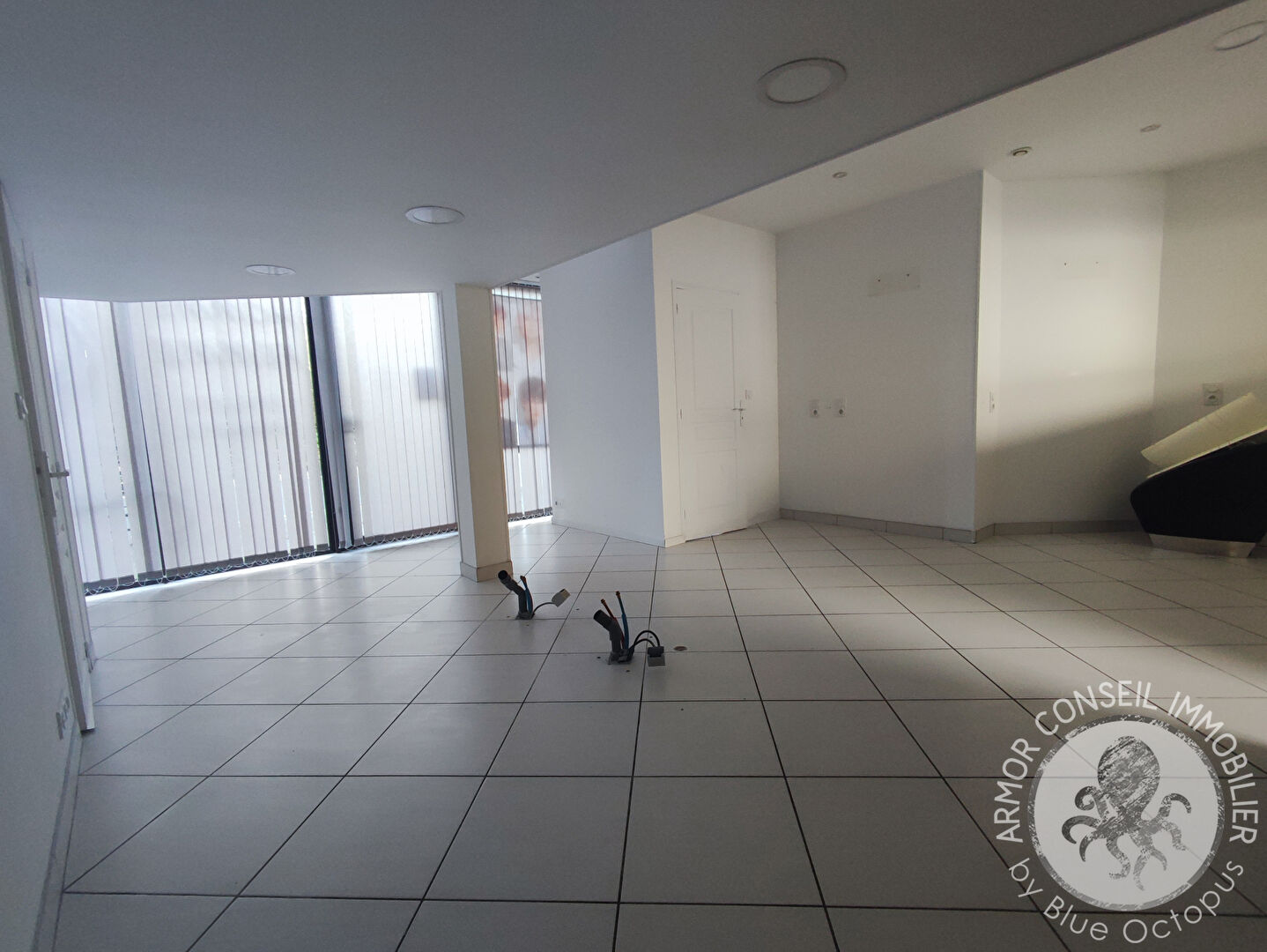 Photo A VENDRE LOCAL COMMERCIAL à MATIGNON image 3/6