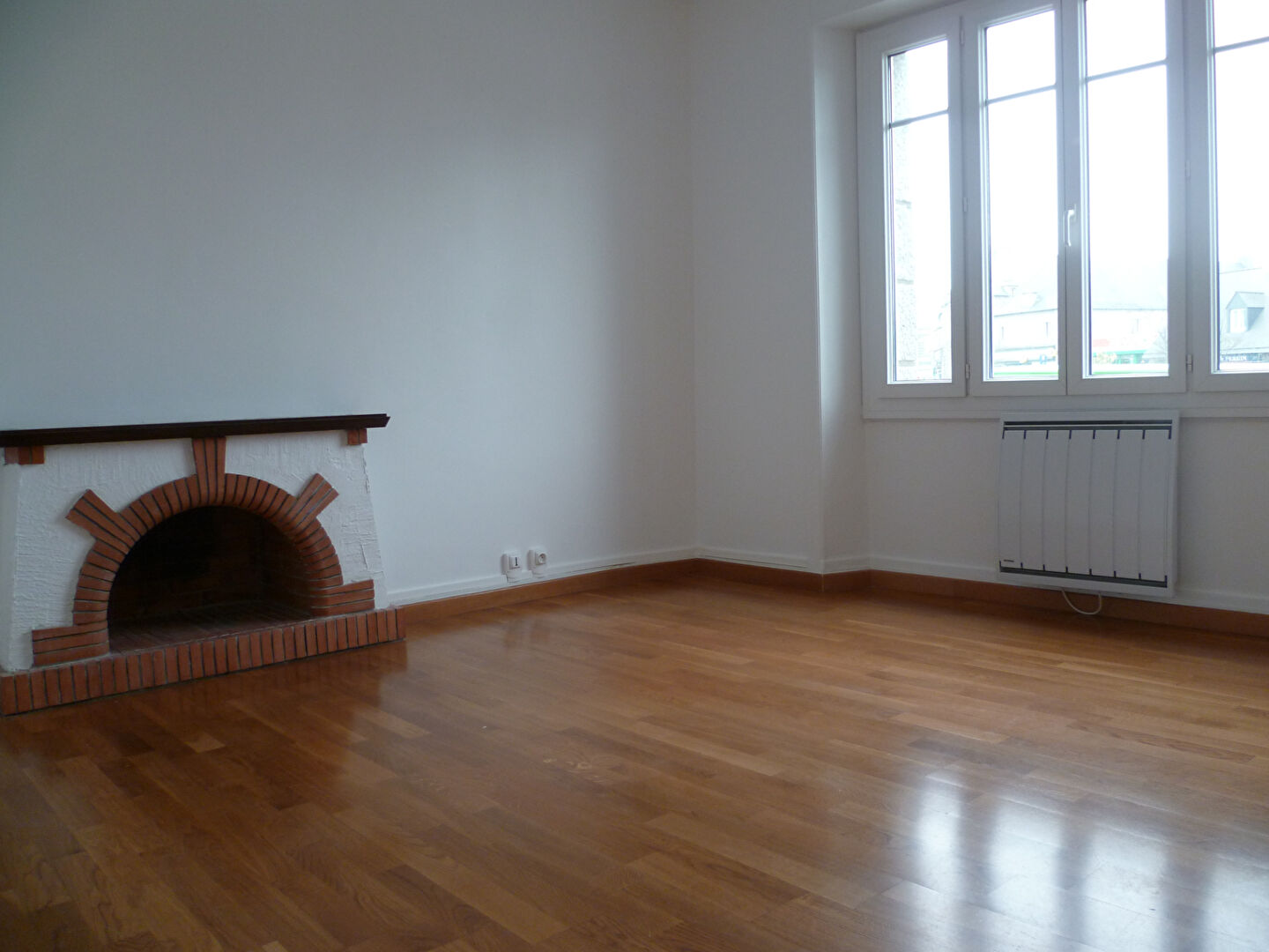 Photo 3 PIÈCES CENTRE MATIGNON image 2/6