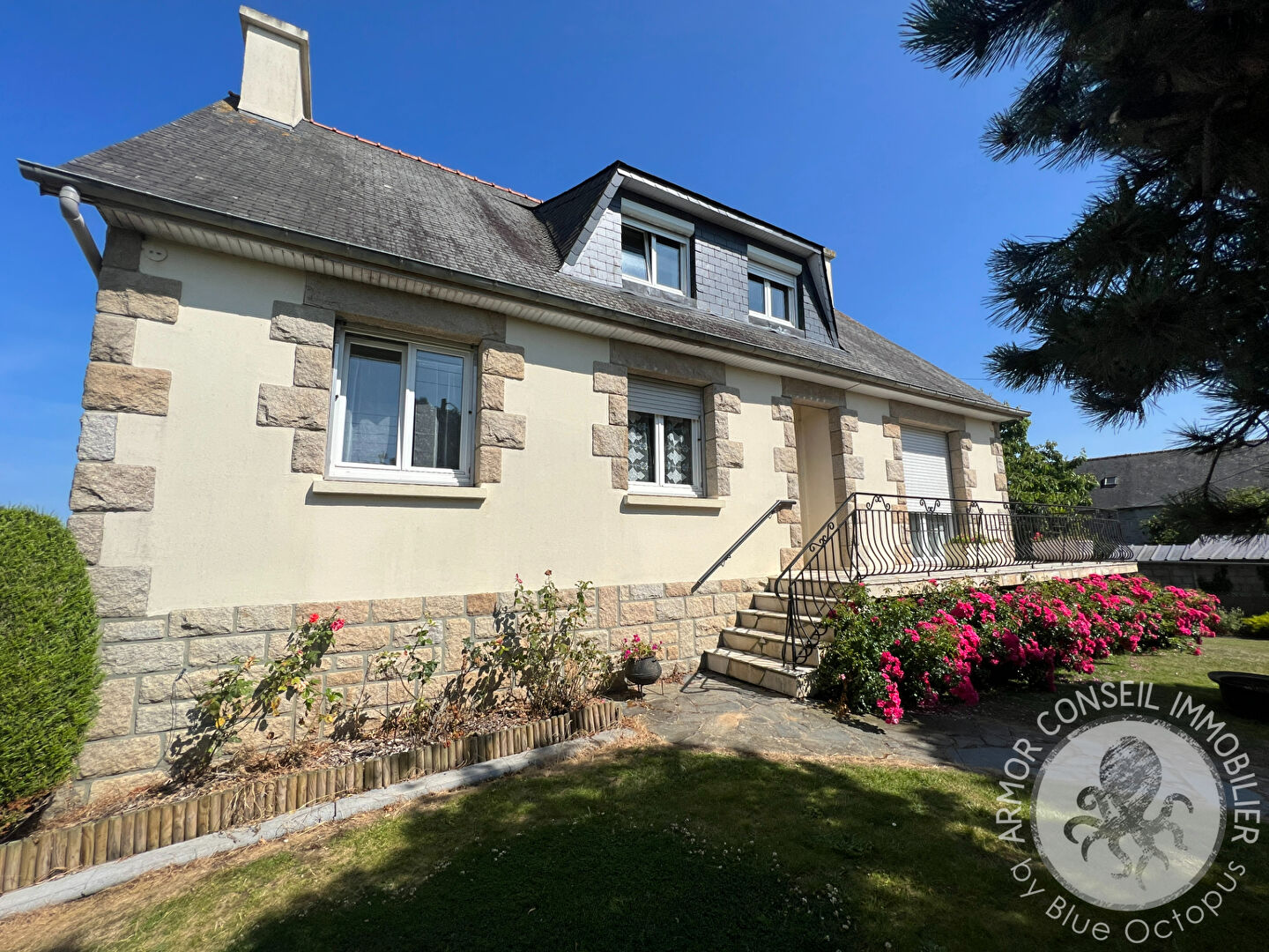 A VENDRE MAISON HENANBIHEN