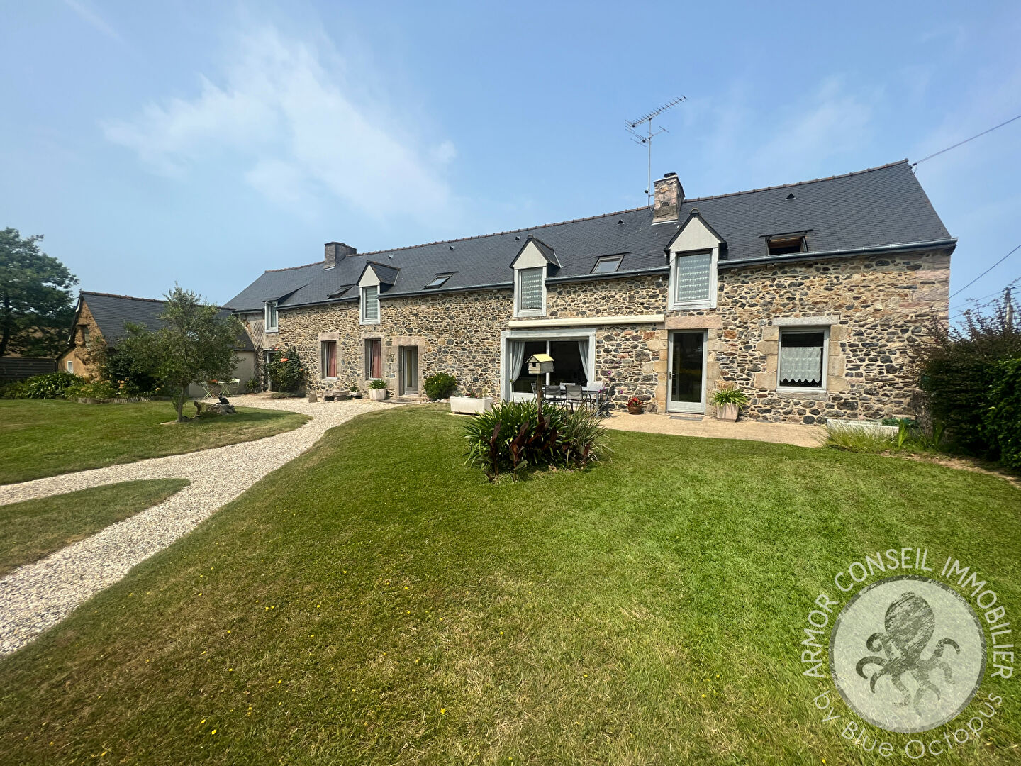 Photo A VENDRE HENANBIHEN image 4/6