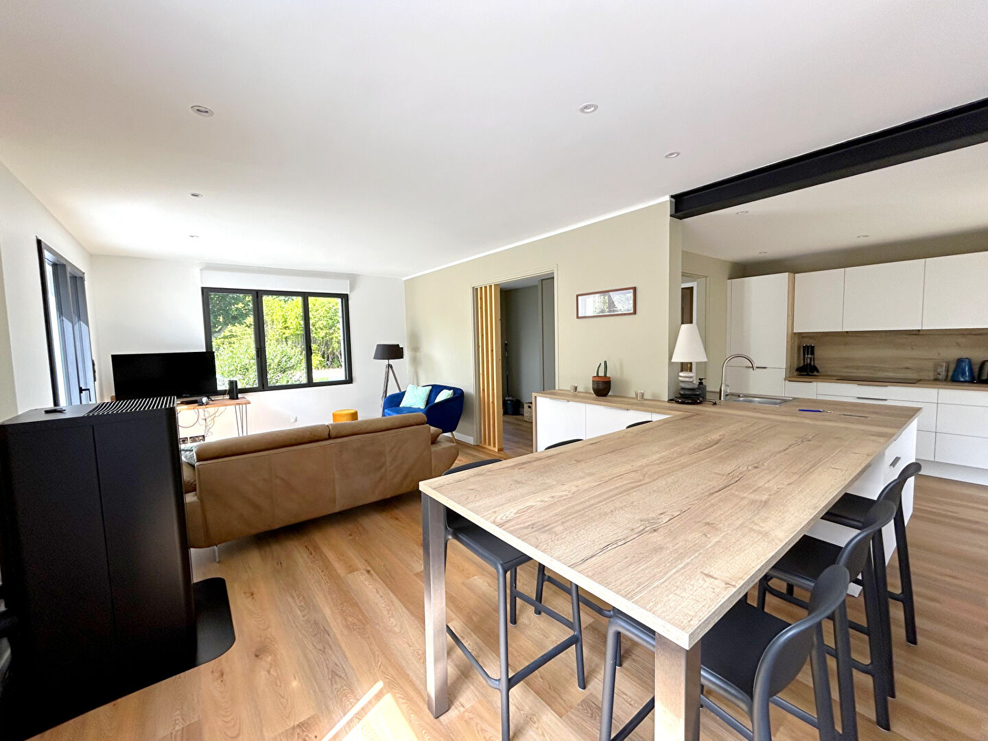 Photo CLOHARS FOUESNANT -  4 pièces meublé avec jardin  (86 m²) Location annuelle image 3/6