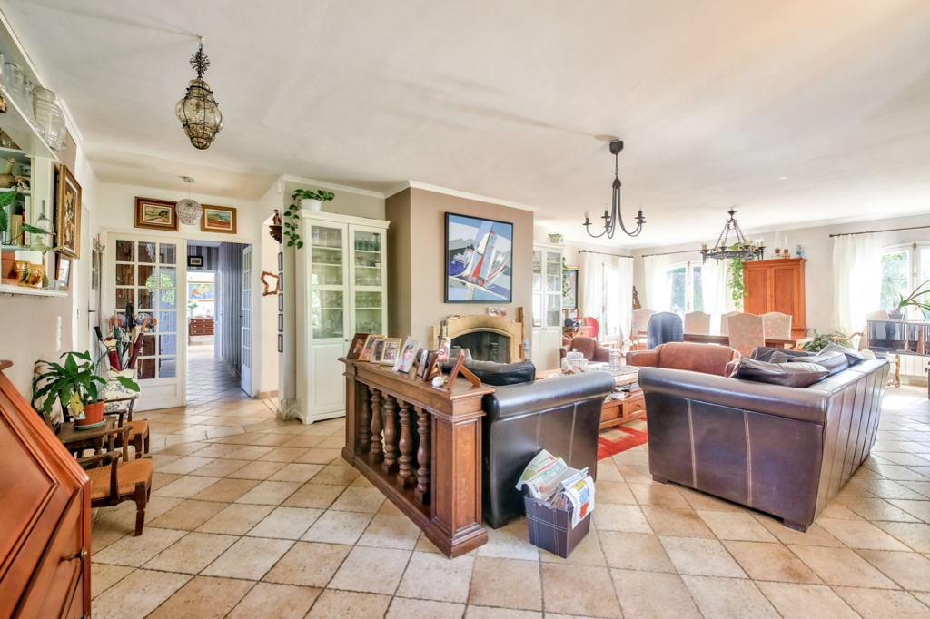 Vente Maison de 7 pièces 280 m² - ALLAUCH 13190 | AGENCE ETOILE - MARSEILLE - AR photo4