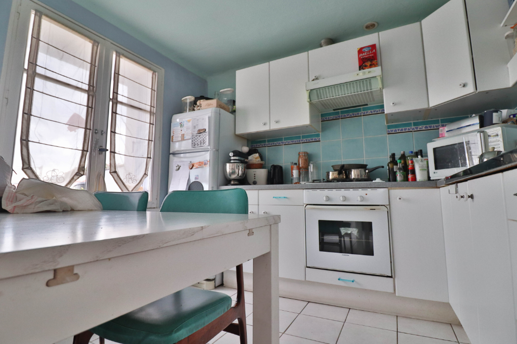 Vente Appartement de 4 pièces 72 m² - MARSEILLE 13006 | AGENCE ETOILE - MARSEILLE - AR photo5