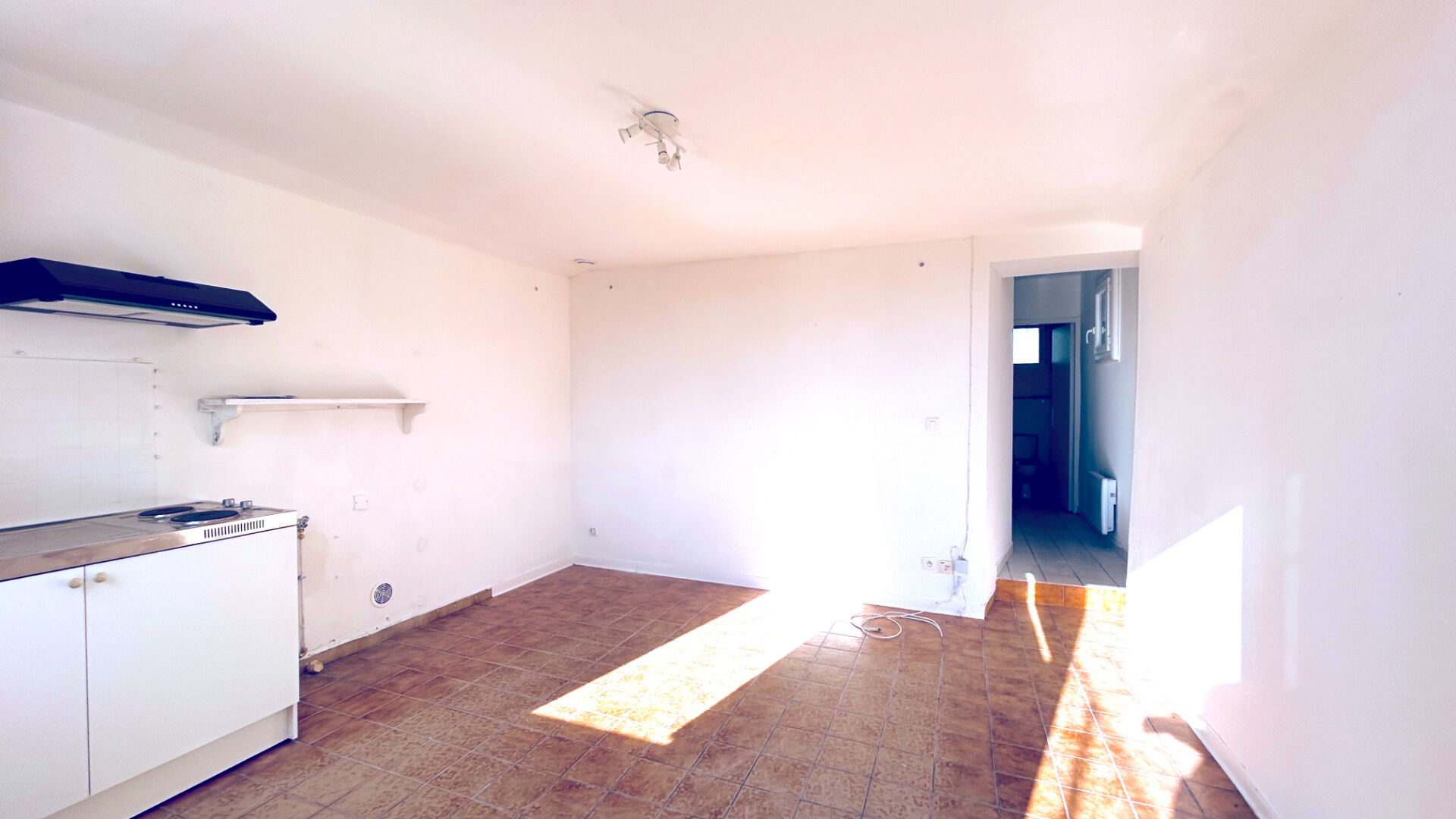 Photo A LOUER MAISON 33 M2 DE PLAIN PIED AVEC JARDIN - PUGNAC image 6/6