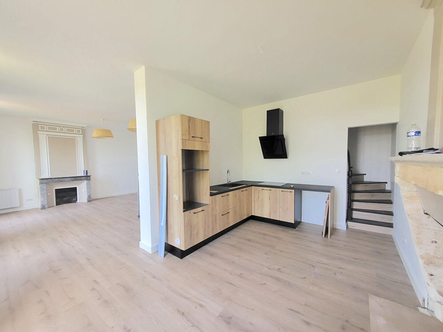 Photo A LOUER MAISON 3 CHAMBRES ET JARDIN - BOURG SUR GIRONDE image 4/6