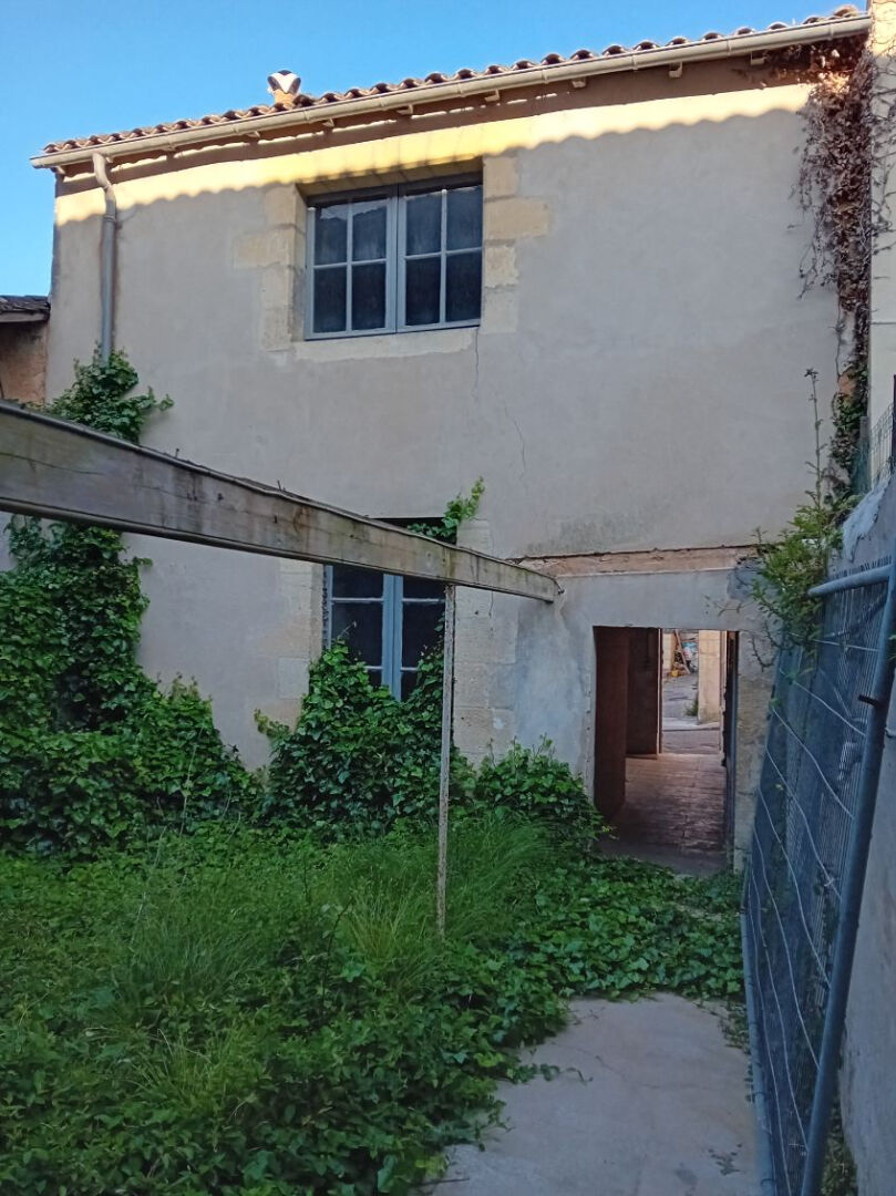 Photo A VENDRE - MAISON AU C?UR DE BLAYE image 4/4