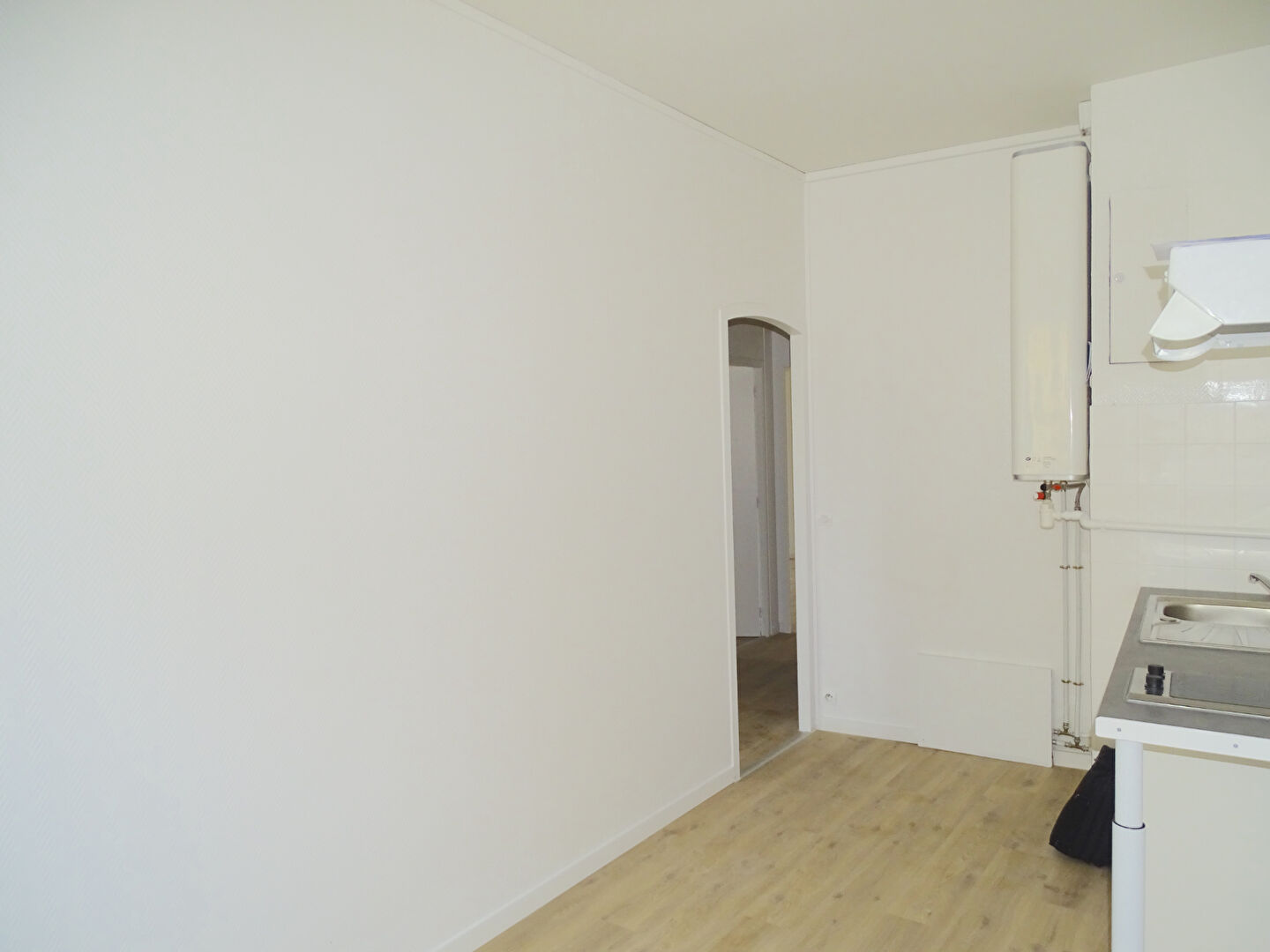 Photo A VENDRE APPARTEMENT DE TYPE 3 LOUE - SECTEUR BORDEAUX VICTOIRE / CAPUCINS image 4/6