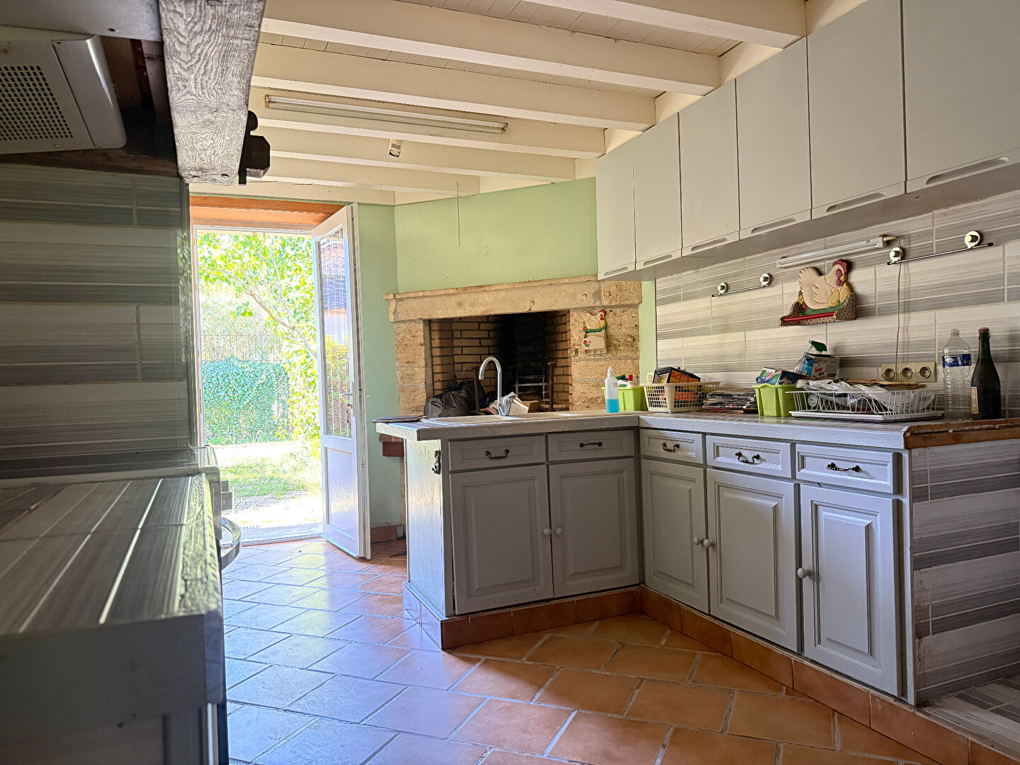 Photo MAISON DE CHARME ET SES DÉPENDANCES SUR JARDIN BUCOLIQUE image 2/6