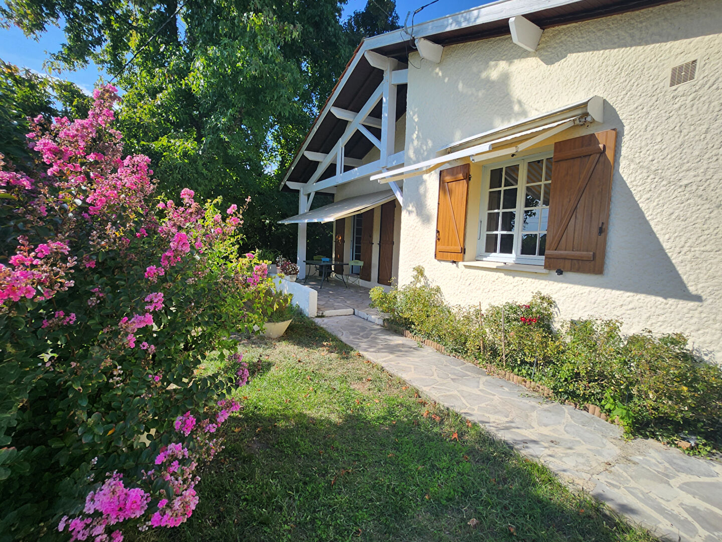 MAISON TYPIQUE LANDAISE SUR 3000M2 SECTEUR PUGNAC