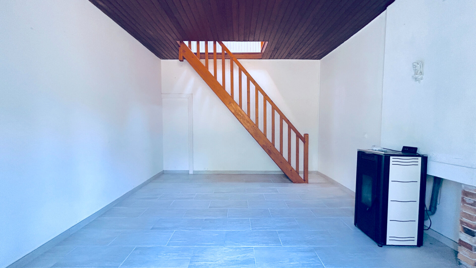 Photo A LOUER MAISON AVEC 3 CHAMBRES ET JARDIN - SECTEUR ETAULIERS - BRAUD ET SAINT LOUIS image 4/6