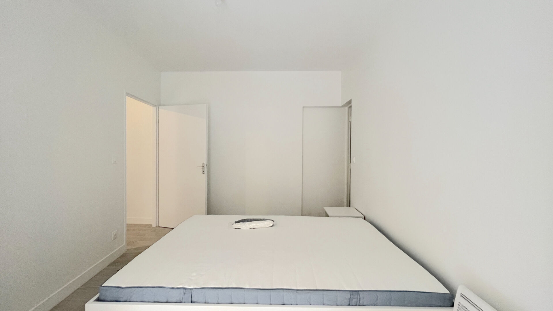 Photo A VENDRE IMMEUBLE DE 3 APPARTEMENTS - SECTEUR BORDEAUX CAPUCINS / NANSOUTY image 5/6