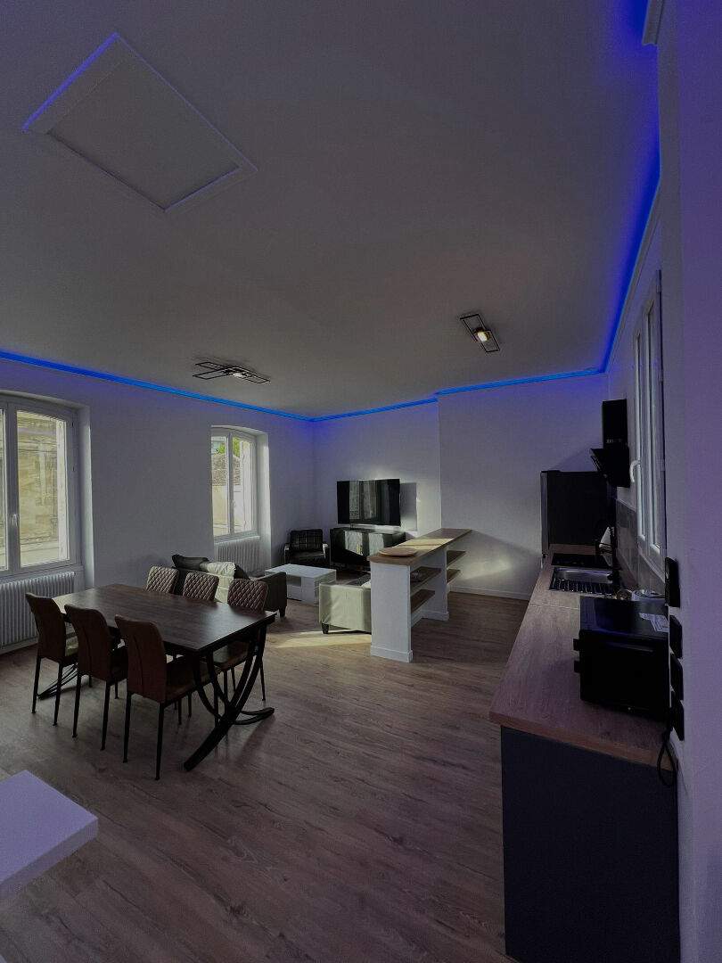 Photo A LOUER APPARTEMENT DE TYPE 4 EN COLOCATION - SECTEUR BORDEAUX CHARTRONS image 2/6