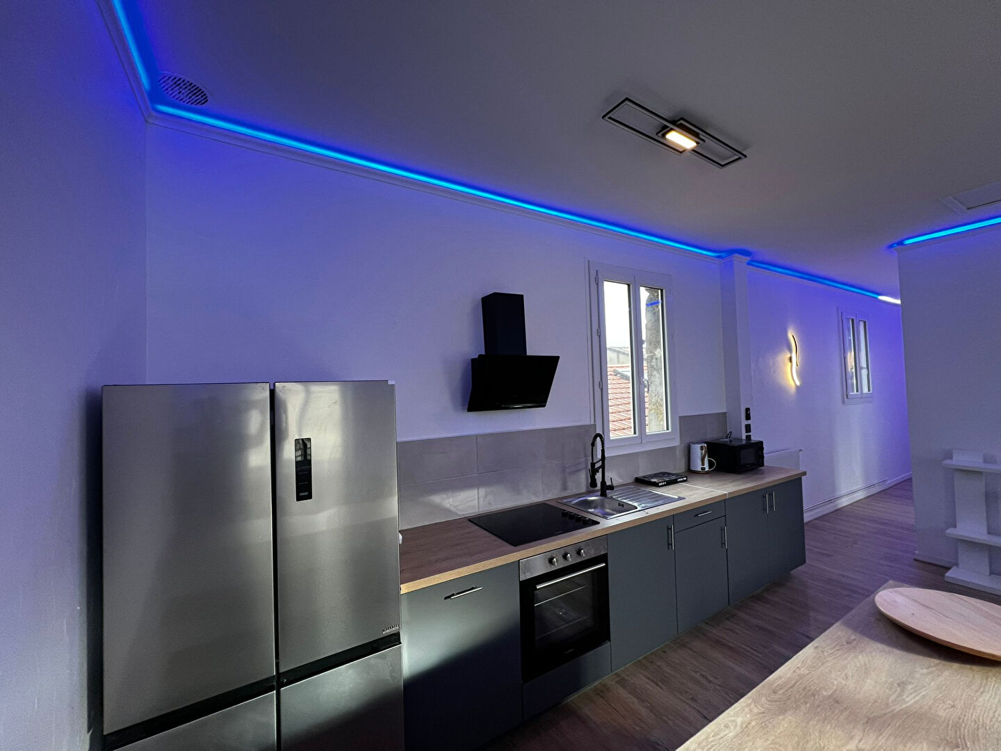 Photo A LOUER APPARTEMENT DE TYPE 4 EN COLOCATION - SECTEUR BORDEAUX CHARTRONS image 3/6