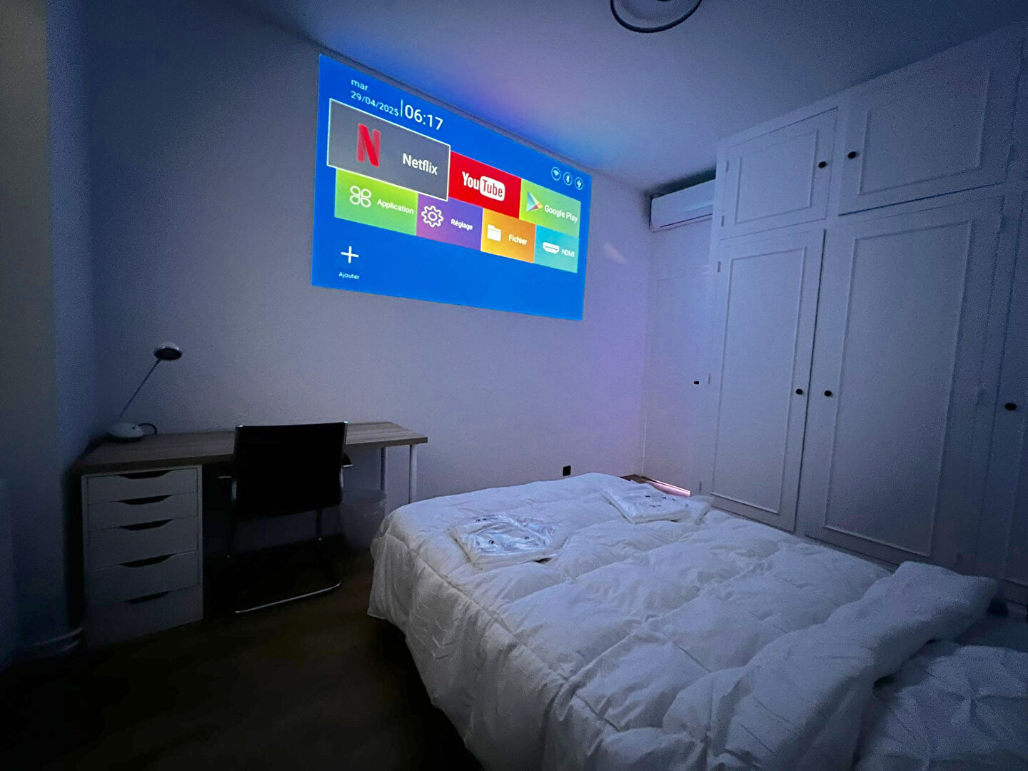 Photo A LOUER APPARTEMENT DE TYPE 4 EN COLOCATION - SECTEUR BORDEAUX CHARTRONS image 4/6