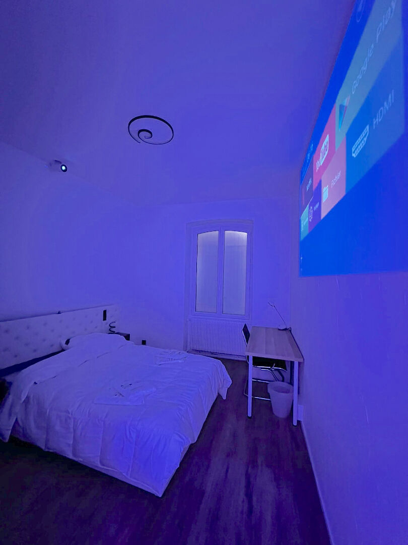 Photo A LOUER APPARTEMENT DE TYPE 4 EN COLOCATION - SECTEUR BORDEAUX CHARTRONS image 5/6