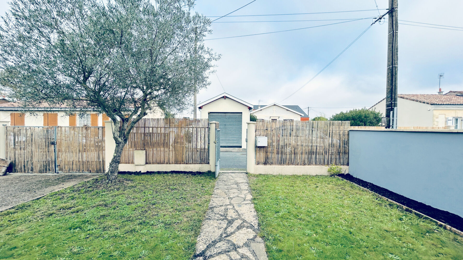 Photo Maison à louer à Bègles - 5 pièces avec jardin image 2/6