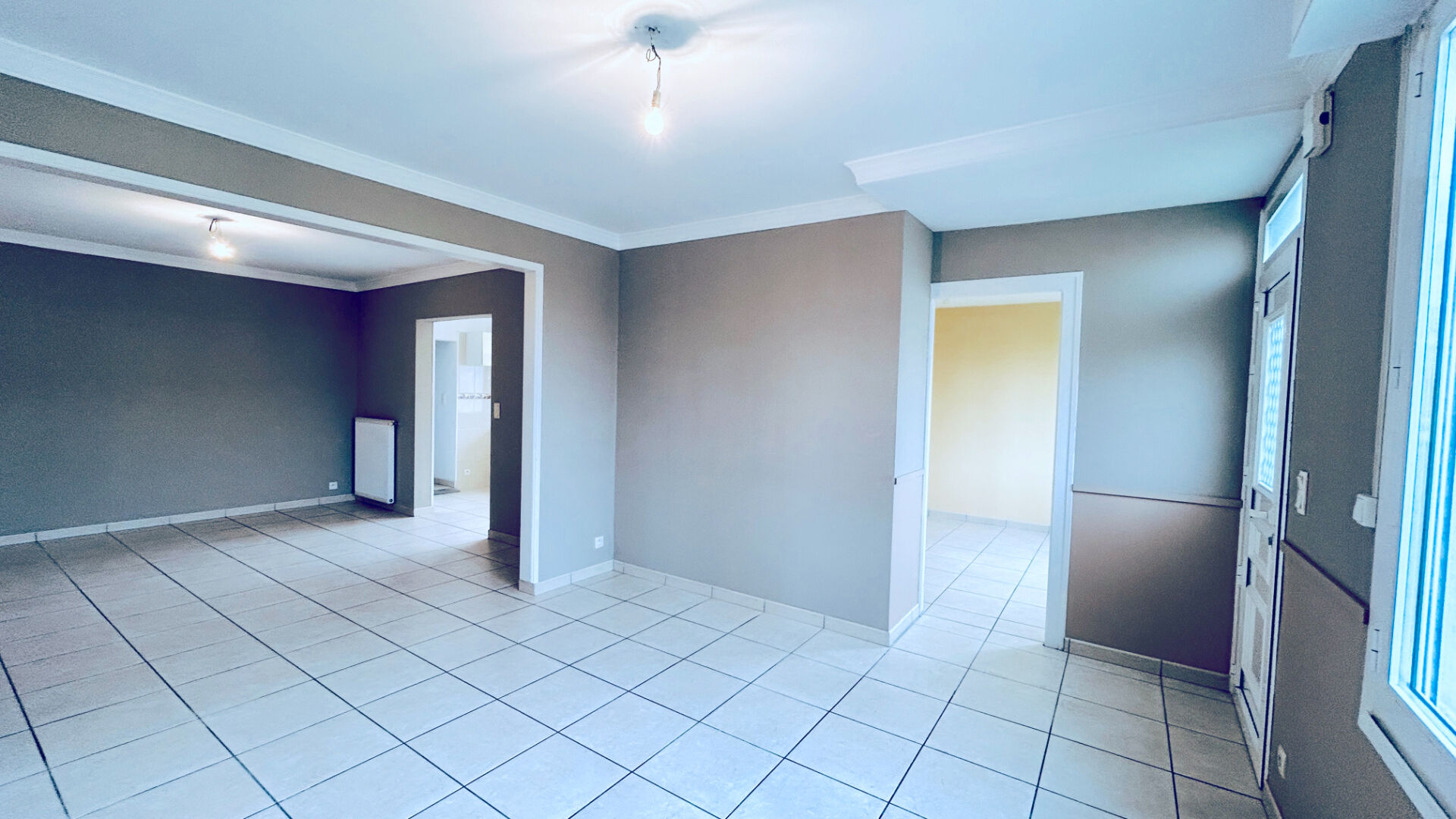 Photo Maison à louer à Bègles - 5 pièces avec jardin image 3/6