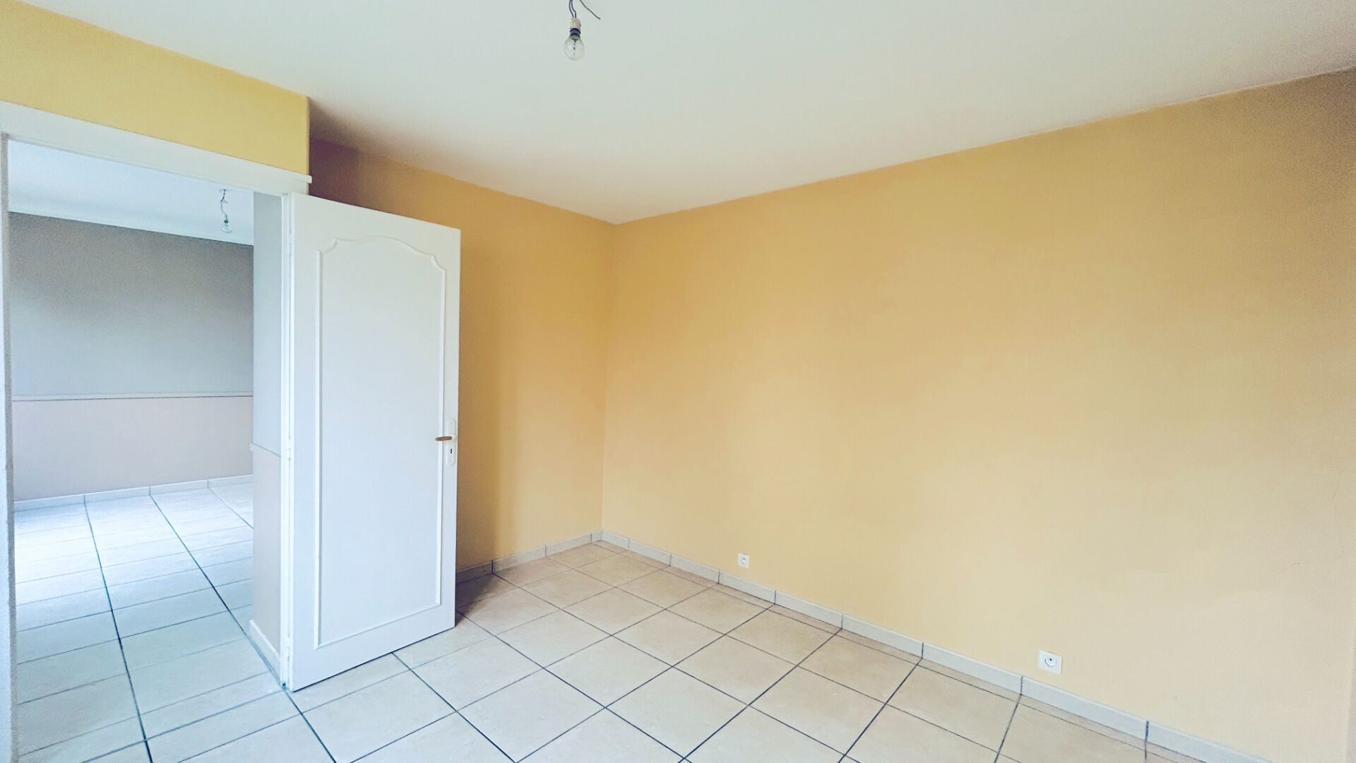 Photo Maison à louer à Bègles - 5 pièces avec jardin image 6/6