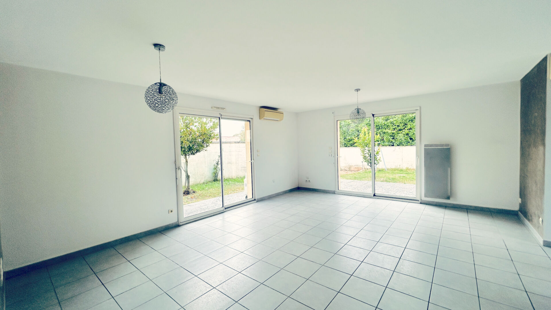 Photo Maison à louer - 4 pièces avec jardin à Parempuyre image 2/6