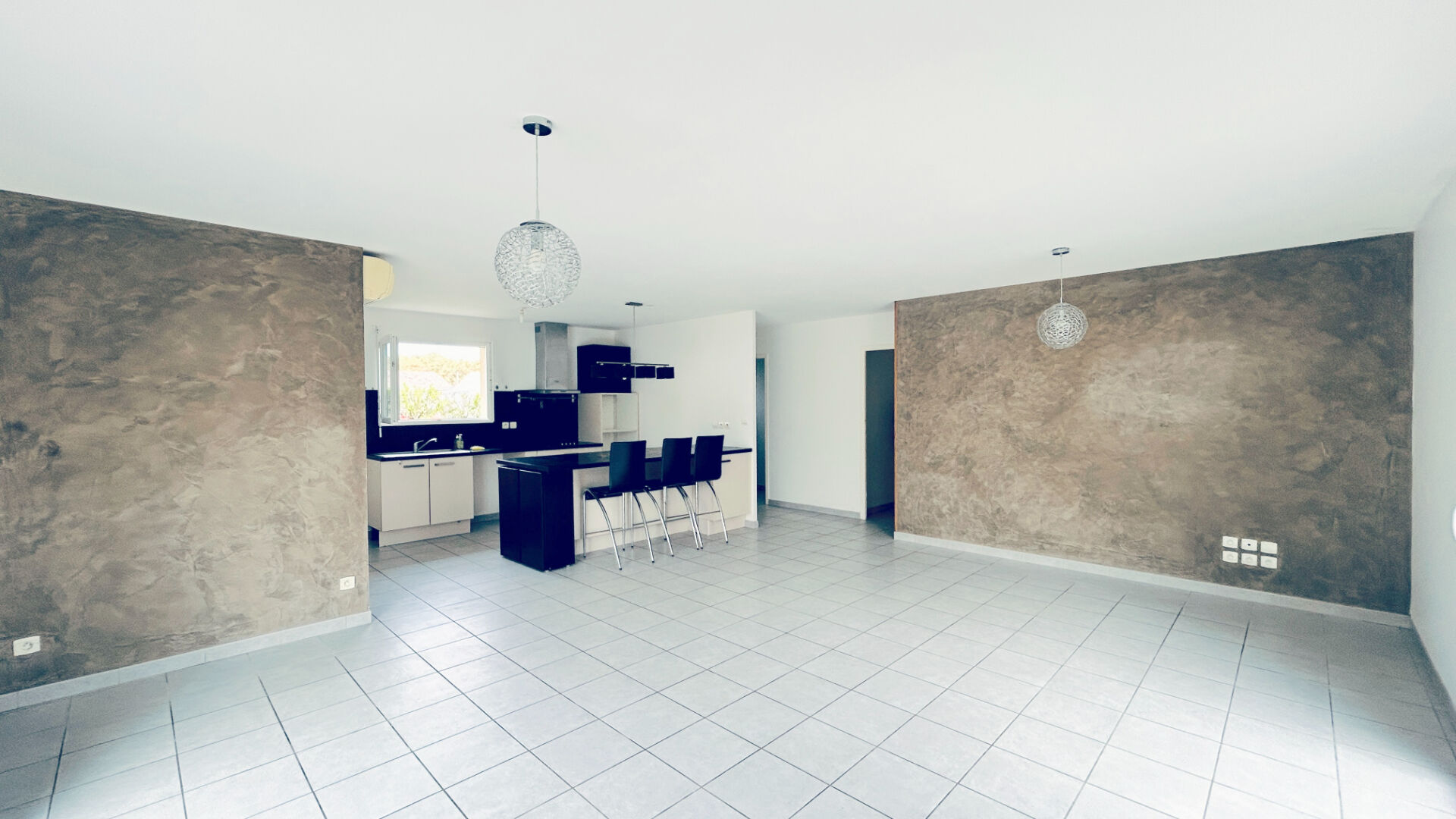 Photo Maison à louer - 4 pièces avec jardin à Parempuyre image 5/6