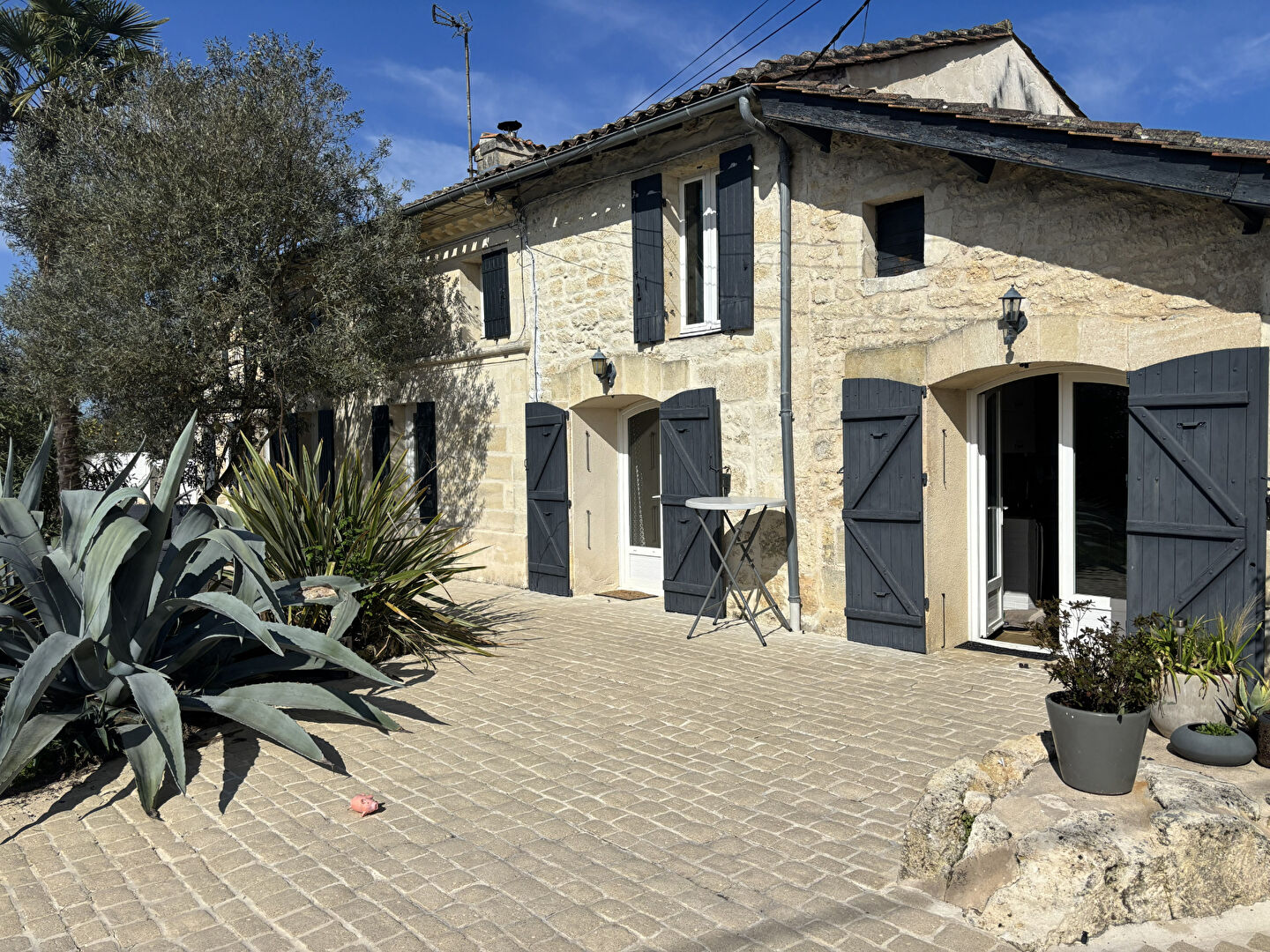 Maison Prignac Et Marcamps 9 pièce(s) 200 m2