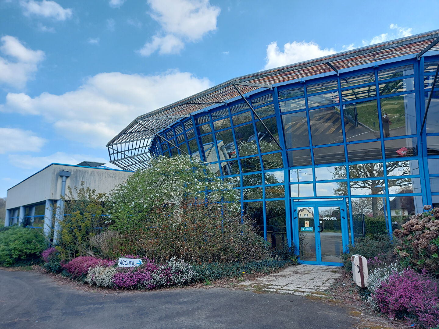 Bureau à vendre - Laval (53000) - 0 m²