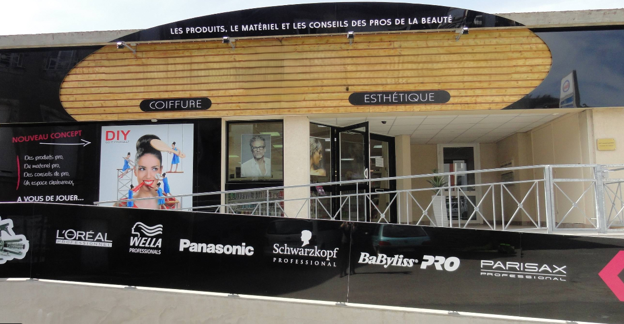 À LOUER - Local commercial 145 m² - Mayenne