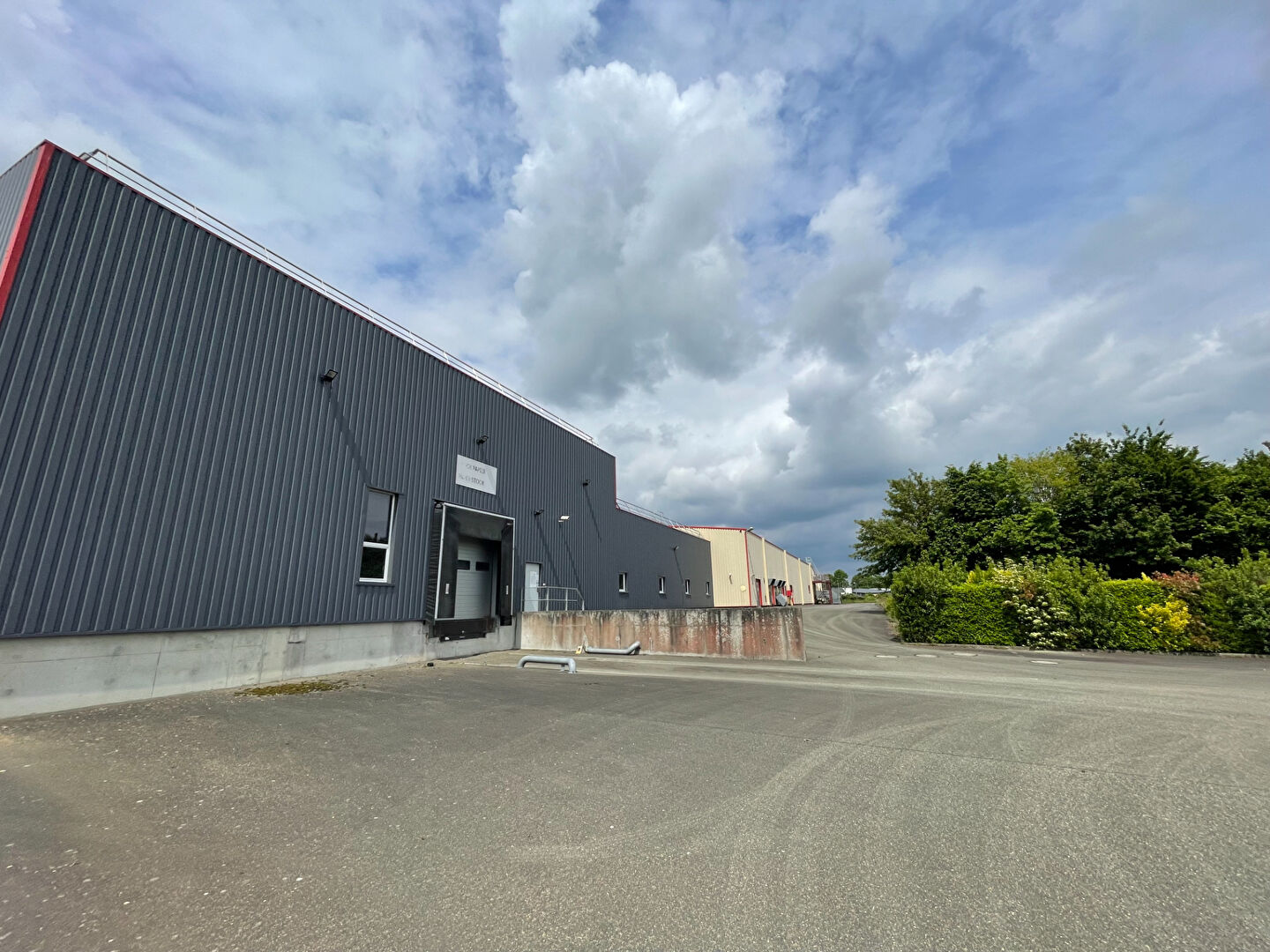 Entrepôt / Activité à vendre - Ambrières-Les-Vallées (53300) - 0 m²