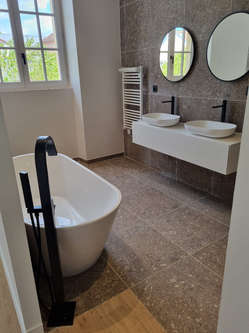 Photo T4 -  3 chambres - Double balcon - Parking image 3/4