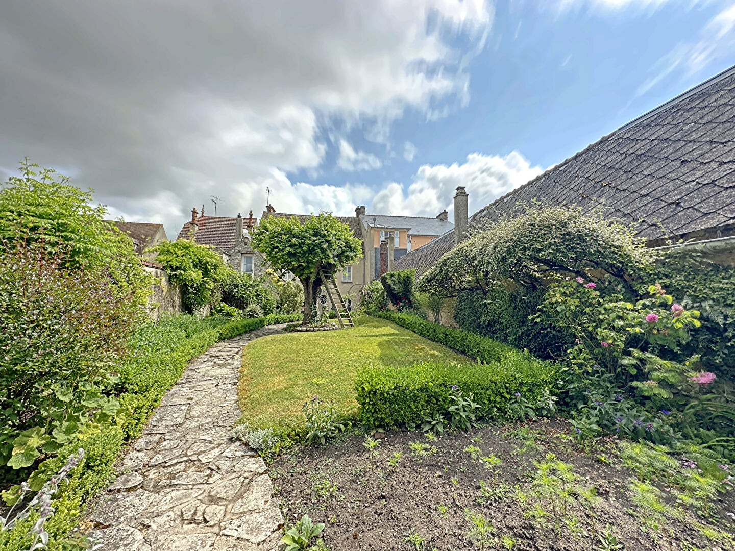 Photo MAISON DE CHARME A HOUDAN HYPER CENTRE image 4/6