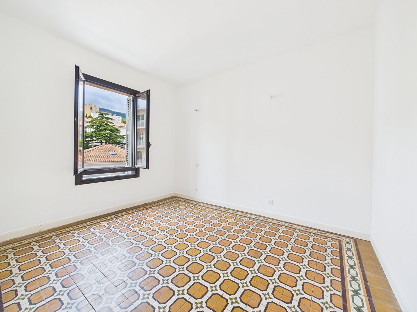 Photo BASTIA CENTRE VILLE - T3 72 m² image 3/6