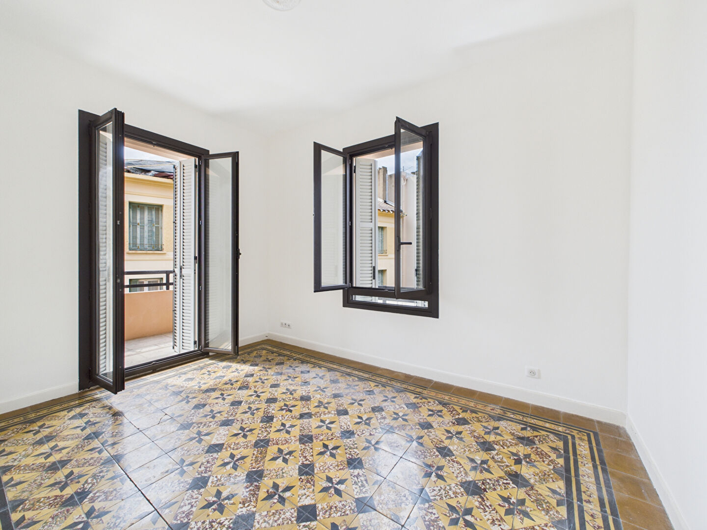 Photo BASTIA CENTRE VILLE - T3 72 m² image 4/6