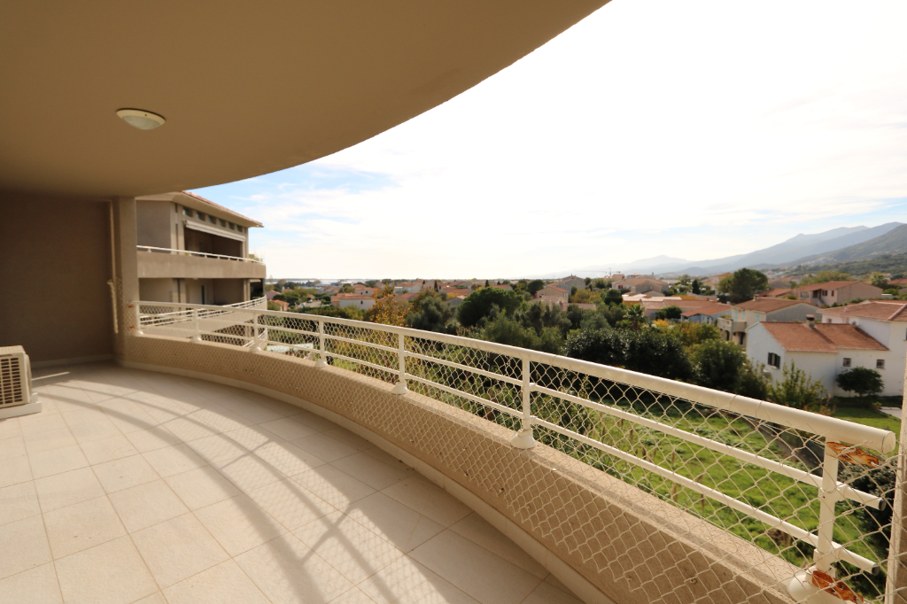 Vente Appartement de 3 pièces 79 m² - FURIANI 20600 | GOUR IMMOBILIER CONSEIL - AR photo2