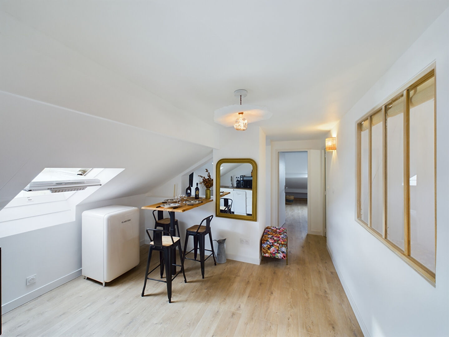 Photo Appartement T3/4 entièrement rénové image 2/6