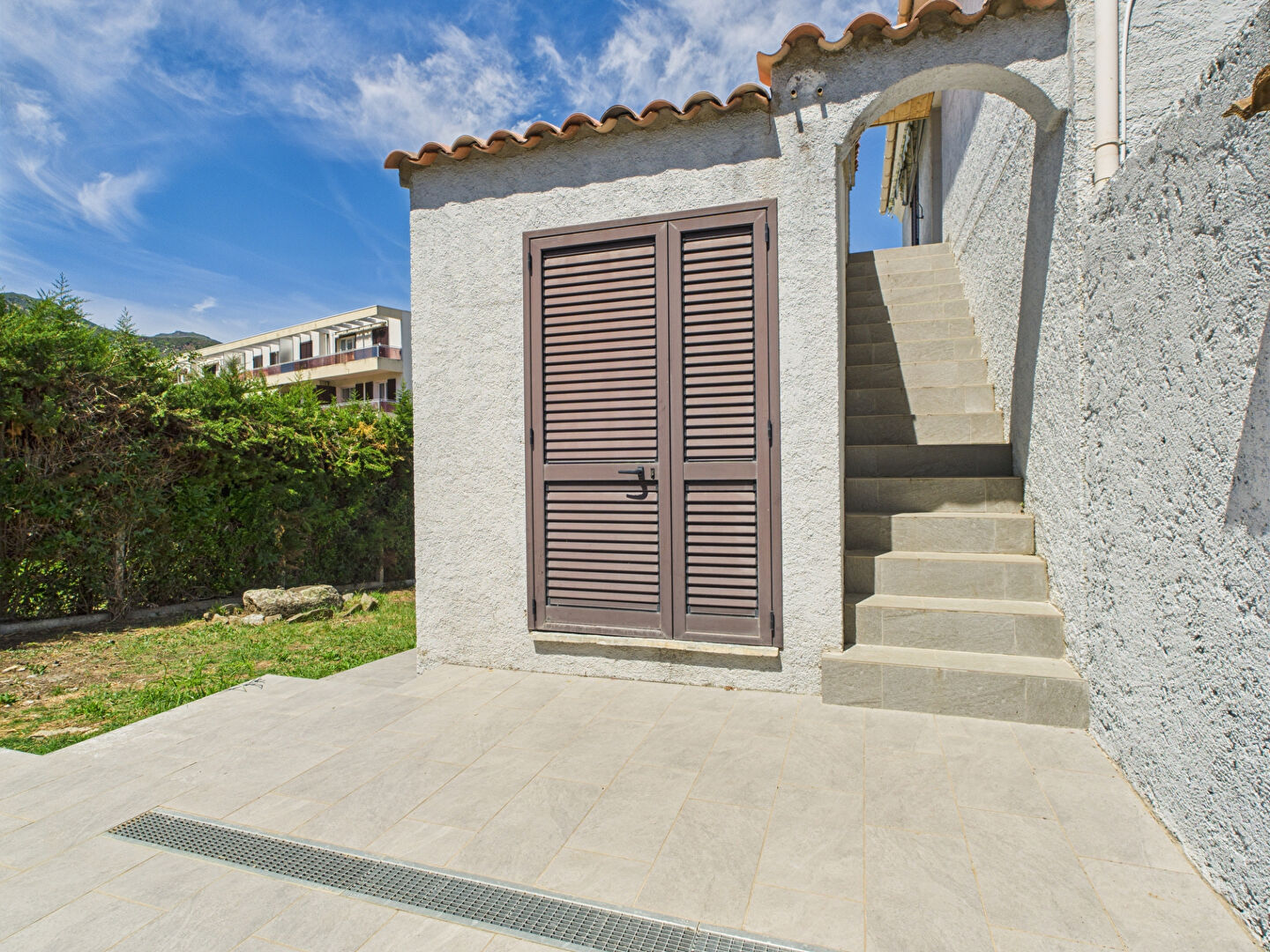 Photo Rez-de-villa T4 Biguglia 116 m² avec jardin et terrasse image 2/6