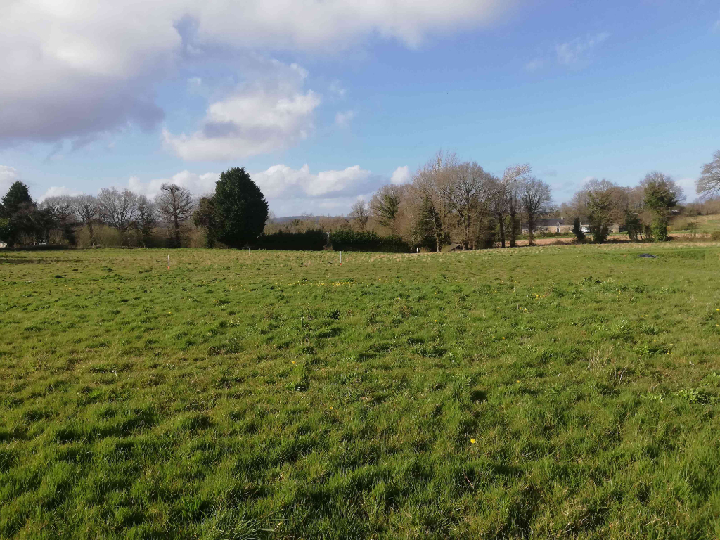 Photo Terrain Kergrist 1294 m2 image 2/2