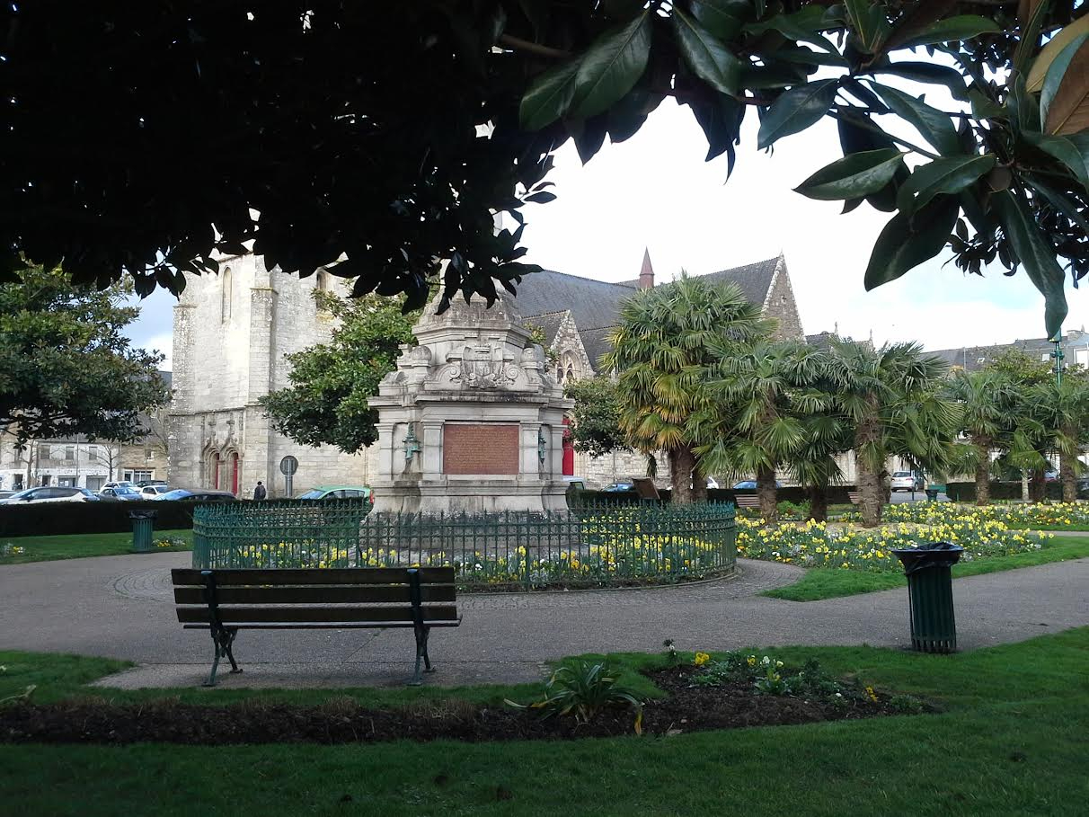 Photo A PONTIVY...FONDS DE COMMERCE A VENDRE... image 5/5