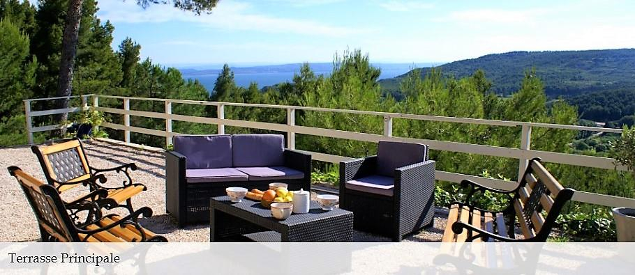 Vente Maison de 6 pièces 168 m² - SAINT MITRE LES REMPARTS 13920 | AZUR IMMOBILIER ISTRES - AR photo8