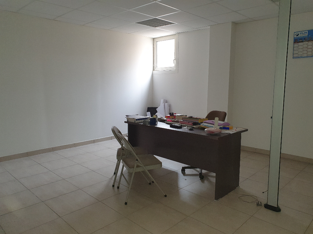 Vente Local de 210 m² - MIRAMAS 13140 | AZUR IMMOBILIER ISTRES - AR photo5