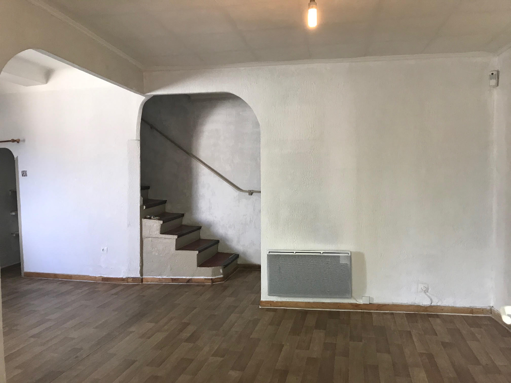 Vente Maison de 3 pièces 65 m² - MIRAMAS 13140 | AZUR IMMOBILIER ISTRES - AR photo3