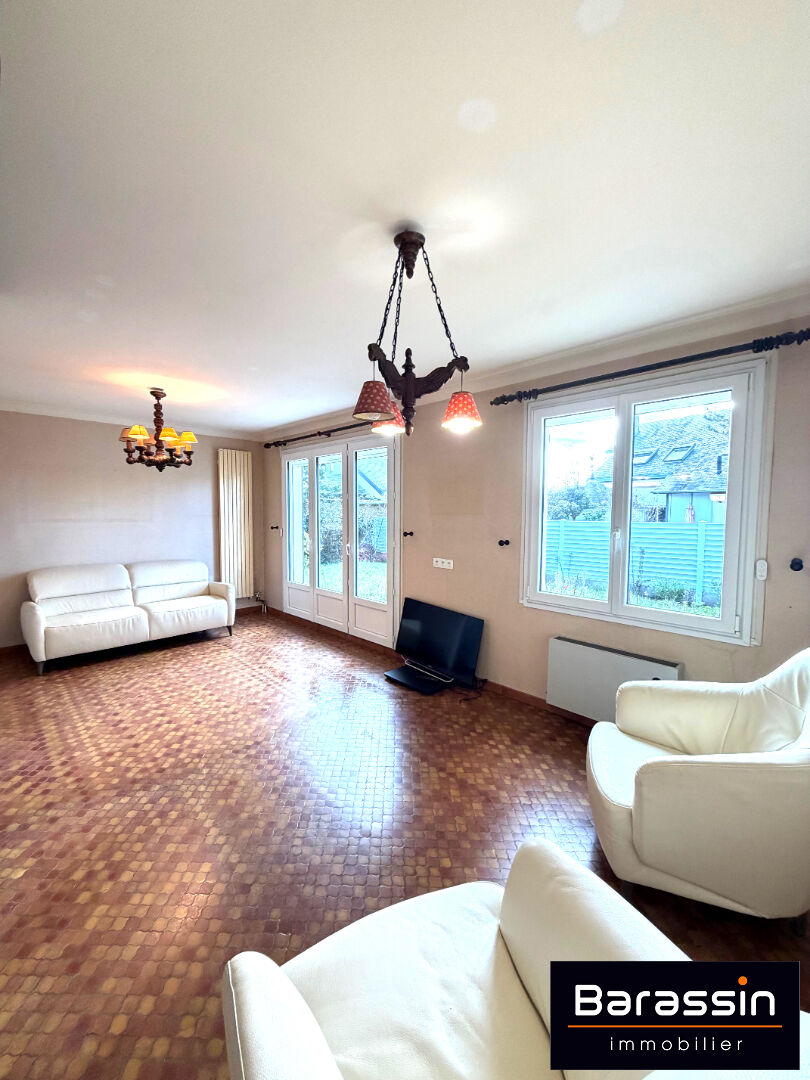 Photo AGON COUTAINVILLE image 3/6